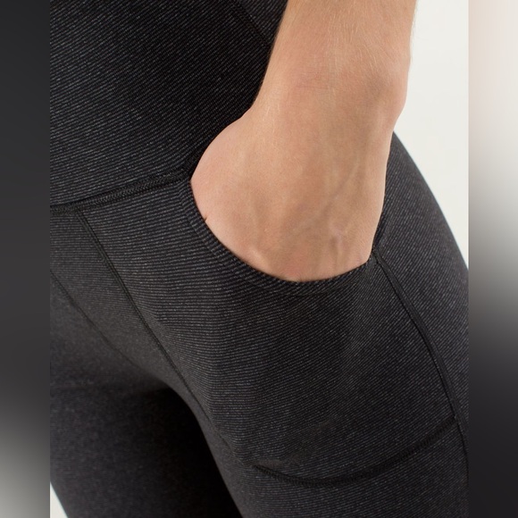 Lululemon Skinny Will Pants / Size 4 - Picture 4 of 12